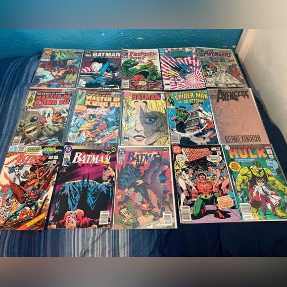 LOT OF 30 COMICS!! - Picture 2 of 2